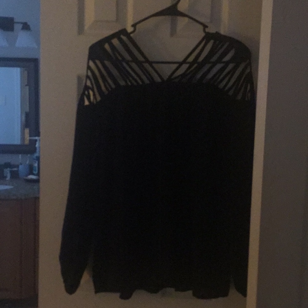 Multistapped  blouse - Picture 3 of 3
